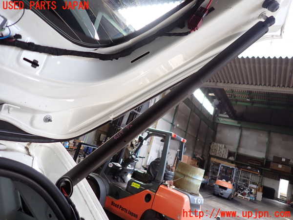 2UPJ-9242191584]ベンツ EQA250(243701C)H243系 リアゲートダンパー 中古_2