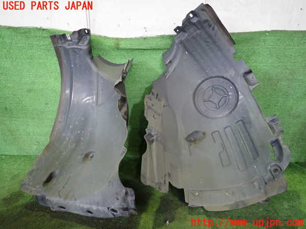 2UPJ-9242191090]ベンツ EQA250(243701C)H243系 右前フェンダーライナー 中古_2