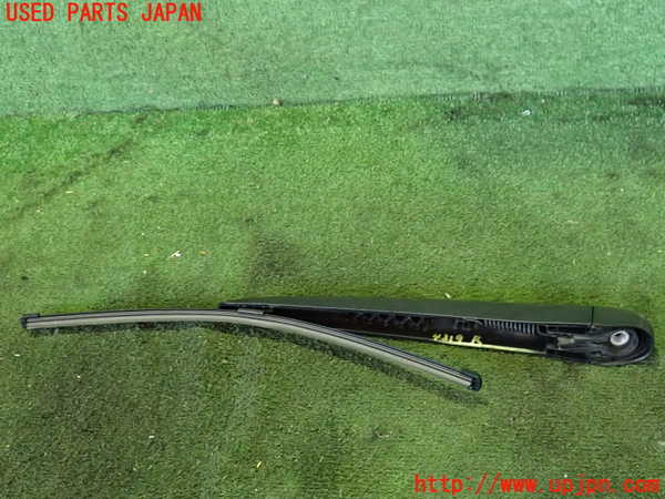 2UPJ-9242191661]ベンツ EQA250(243701C)H243系 リアワイパーアーム1 中古_2