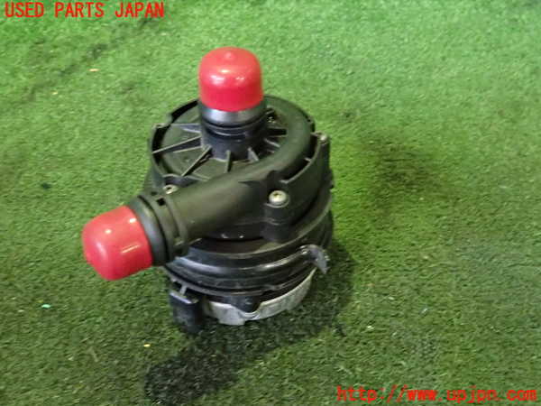 2UPJ-9242192110]ベンツ EQA250(243701C)H243系 ウォーターポンプ 中古_2