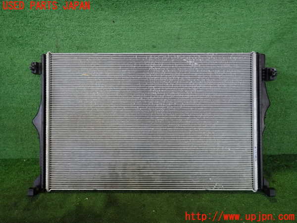 2UPJ-9242192322]ベンツ EQA250(243701C)H243系 ラジエーター2 中古_2