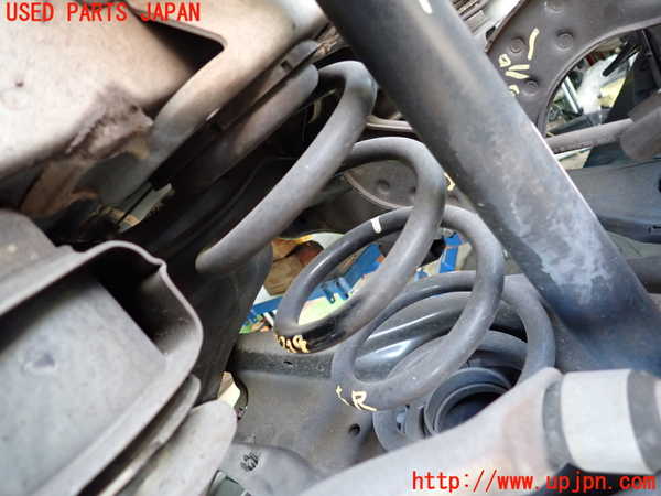 2UPJ-9242195100]ベンツ EQA250(243701C)H243系 右リアスプリング 中古_2