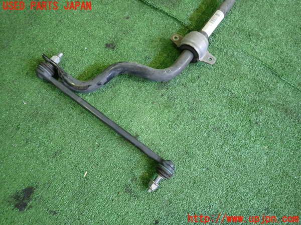 2UPJ-9242195440]ベンツ EQA250(243701C)H243系 フロントスタビライザー 中古_2