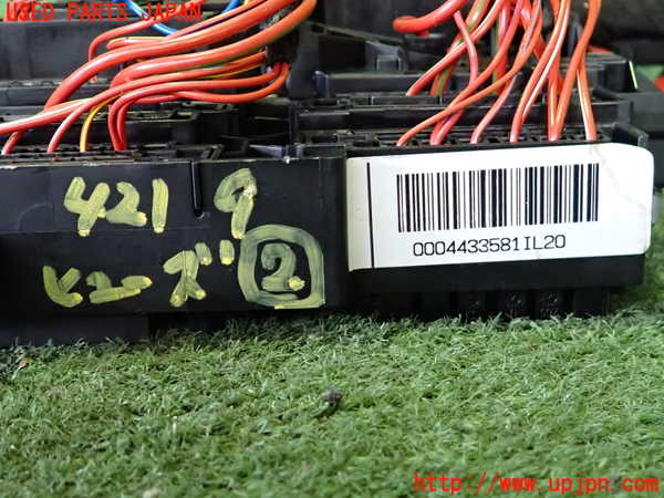 2UPJ-9242196742]ベンツ EQA250(243701C)H243系 ヒューズボックス2 中古 （室内 助手席側）_3