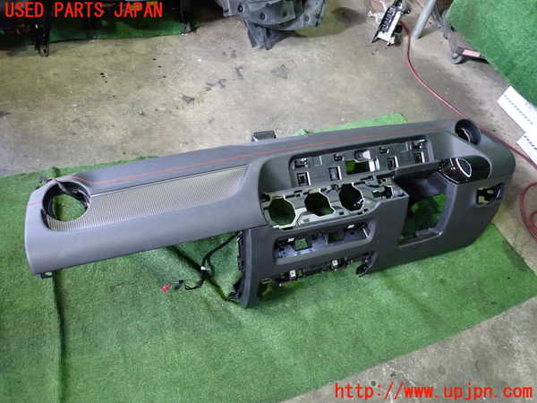 2UPJ-9242197505]ベンツ EQA250(243701C)H243系 ダッシュボード 中古_2