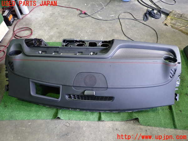 2UPJ-9242197505]ベンツ EQA250(243701C)H243系 ダッシュボード 中古_3
