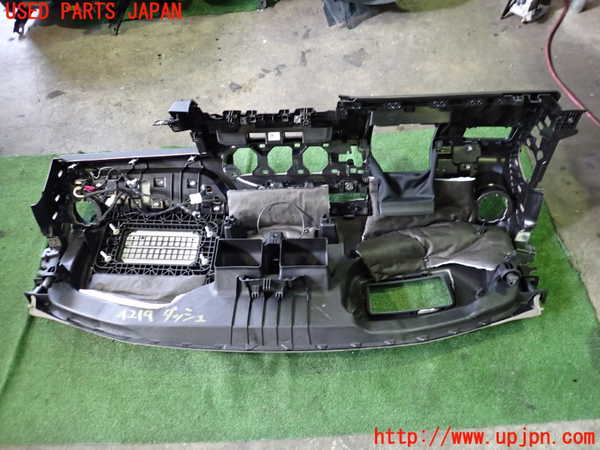 2UPJ-9242197505]ベンツ EQA250(243701C)H243系 ダッシュボード 中古_4