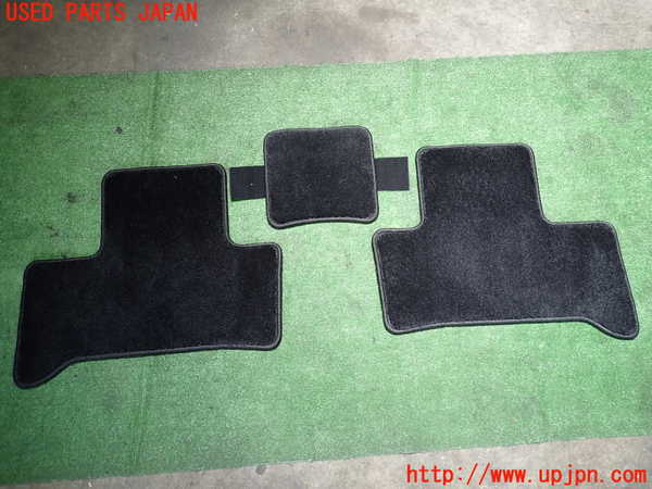 2UPJ-9242197800]ベンツ EQA250(243701C)H243系 フロアマット 中古_3