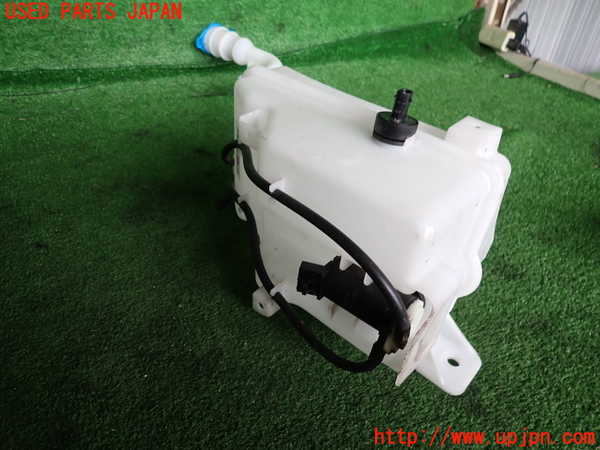 2UPJ-9242216791]ボルボ・EX30(2E400R)ウォッシャータンク1 中古_2