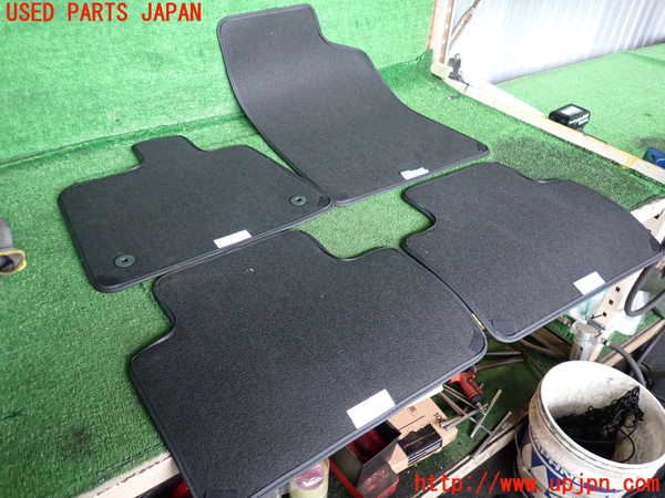 2UPJ-9242217800]ボルボ・EX30(2E400R)フロアマット 中古 （2列4枚）_2