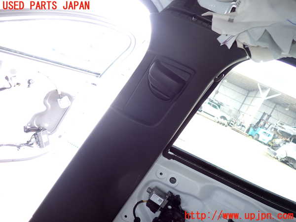 2UPJ-9242217665]ボルボ・EX30(2E400R)右センターピラートリム 中古_2