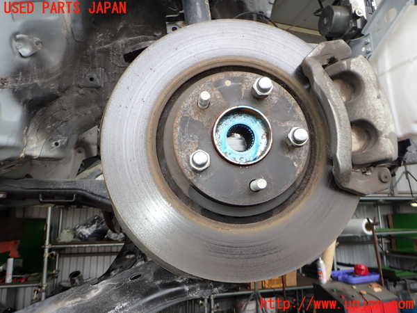 2UPJ-9242244290]CX-8(KG2P)右フロントナックルハブ 中古_2