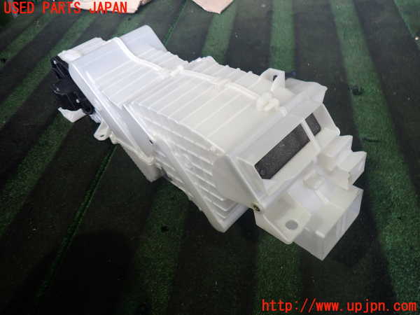 2UPJ-9242246082]CX-8(KG2P)エバポレーター2 中古_2