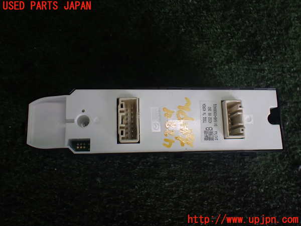 2UPJ-9242246240]CX-8(KG2P)右前パワーウィンドウスイッチ 中古_2