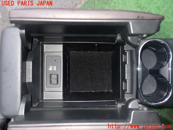 2UPJ-9242247540]CX-8(KG2P)センターコンソール 中古_4