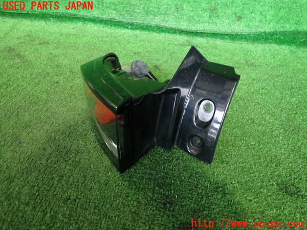 2UPJ-9242261536]フロンクス(WEB3S)左テールランプ 中古_2