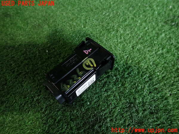 2UPJ-9242266312]フロンクス(WEB3S)スイッチ7(シートヒーター) 中古_2