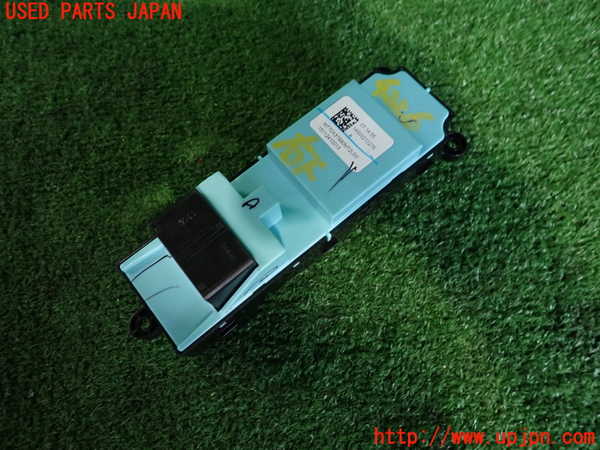 2UPJ-9242266240]フロンクス(WEB3S)右前パワーウィンドウスイッチ 中古_2