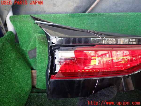 1UPJ-9242271559]ハリアー ハイブリッド(AXUH80)リアフィニッシャー 中古_2