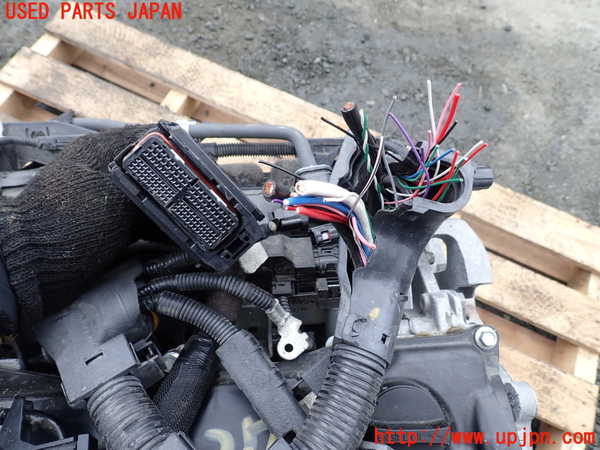 1UPJ-9242272010]ハリアー ハイブリッド(AXUH80)エンジン A25A-3NM 中古_3
