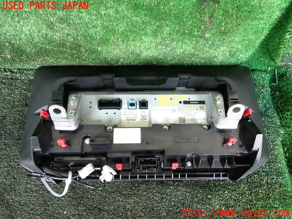 1UPJ-9242276629]ハリアー ハイブリッド(AXUH80)モニター 中古_3