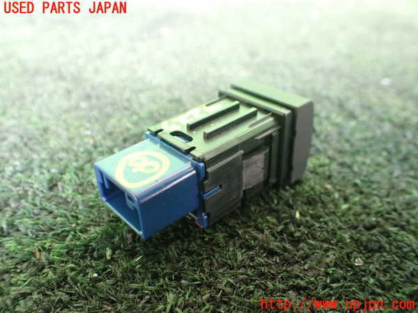 1UPJ-9242276313]ハリアー ハイブリッド(AXUH80)スイッチ8 (ODO TRIP) 中古_2