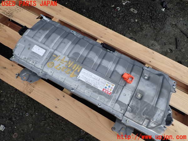 1UPJ-9242276911]ハリアー ハイブリッド(AXUH80)ハイブリッドバッテリー1 (ジャンク品) 中古_2