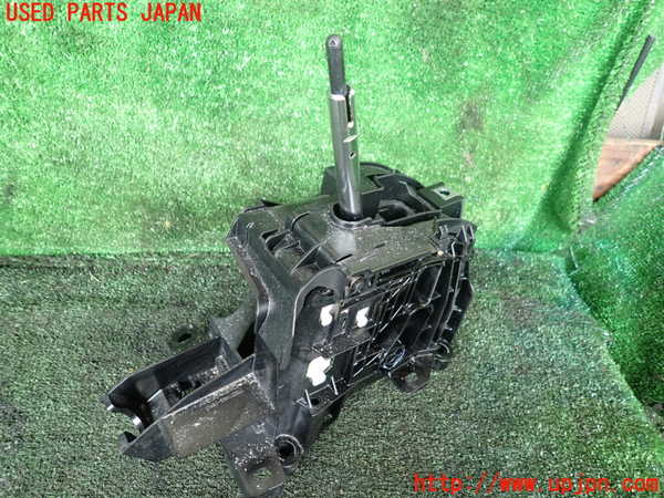 1UPJ-9242277555]ハリアー ハイブリッド(AXUH80)ATシフトレバー 中古_2