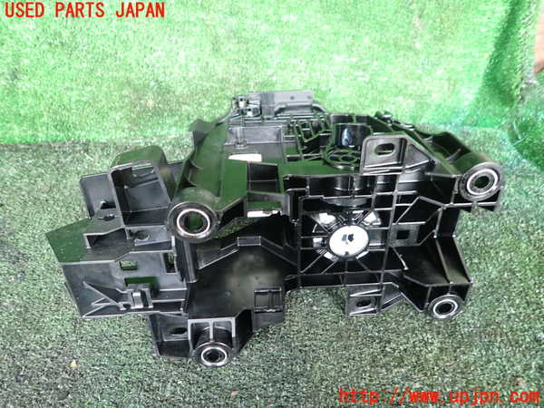 1UPJ-9242277555]ハリアー ハイブリッド(AXUH80)ATシフトレバー 中古_3