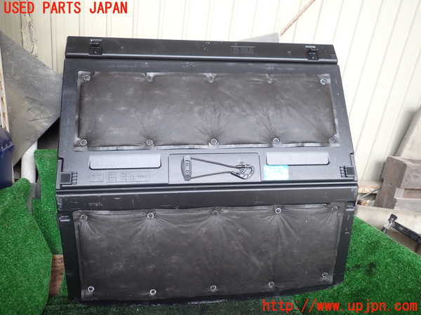 1UPJ-9242277771]ハリアー ハイブリッド(AXUH80)ラゲッジトレイ1 中古_2