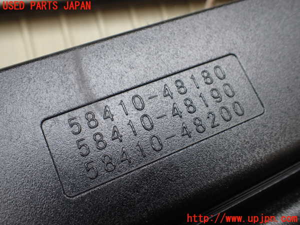 1UPJ-9242277771]ハリアー ハイブリッド(AXUH80)ラゲッジトレイ1 中古_3