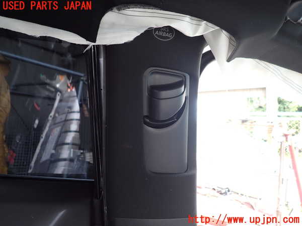 1UPJ-9242277670]ハリアー ハイブリッド(AXUH80)左センターピラートリム 中古_2