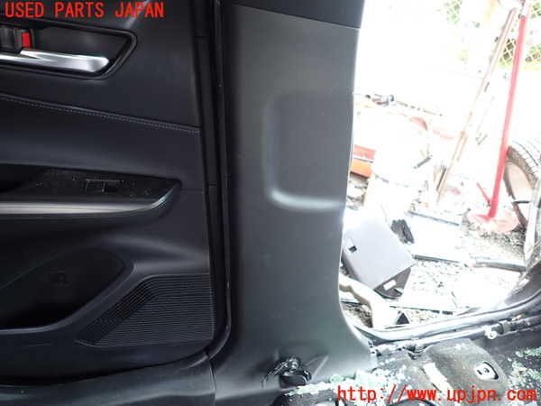 1UPJ-9242277670]ハリアー ハイブリッド(AXUH80)左センターピラートリム 中古_3