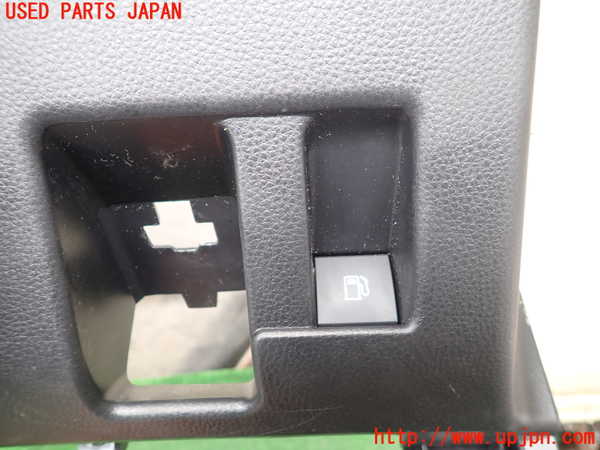 1UPJ-9242277691]ハリアー ハイブリッド(AXUH80)内装トリム類1 中古_2