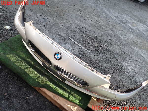 1UPJ-9242291010]BMW 523i(XG20 F10)フロントバンパー 中古_4