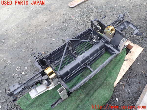 1UPJ-9242291041]BMW 523i(XG20 F10)コアサポート 中古_5