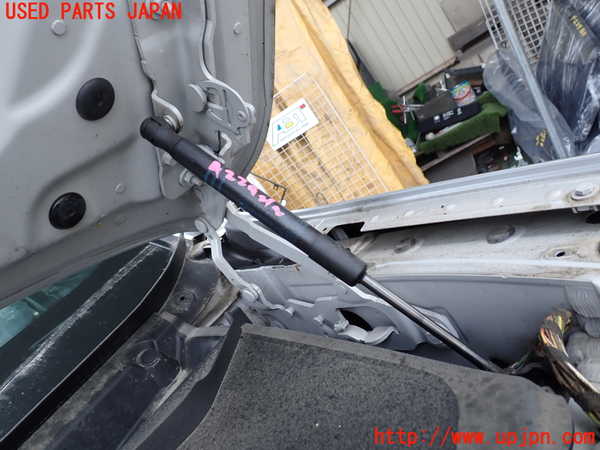 1UPJ-9242291068]BMW 523i(XG20 F10)ボンネットダンパー 中古_2