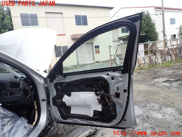 1UPJ-9242291230]BMW 523i(XG20 F10)右前ドア AGC M62 中古_4