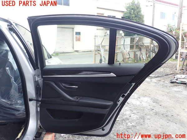 1UPJ-9242291290]BMW 523i(XG20 F10)右後ドア AGC M25 中古_4