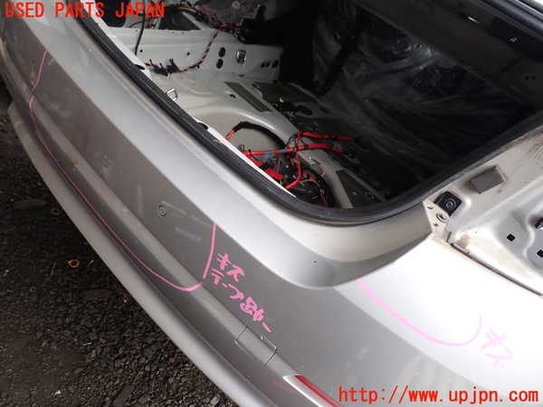 1UPJ-9242291610]BMW 523i(XG20 F10)リアバンパー 中古_4