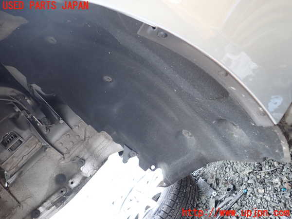 1UPJ-9242291092]BMW 523i(XG20 F10)左前フェンダーライナー 中古_3