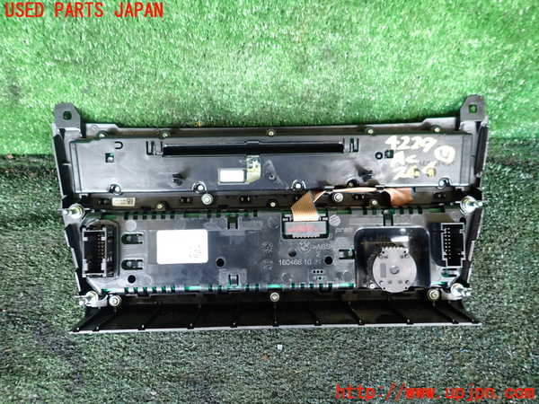 1UPJ-9242296066]BMW 523i(XG20 F10)エアコンスイッチ1 中古_3