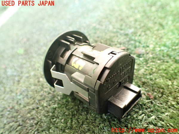 1UPJ-9242296310]BMW 523i(XG20 F10)スイッチ5 (パッセンジャー) 中古_2