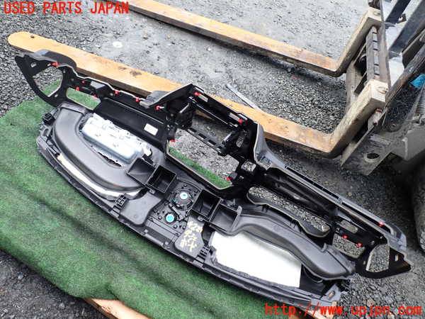 1UPJ-9242297505]BMW 523i(XG20 F10)ダッシュボード 中古_5