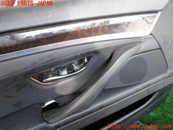 1UPJ-9242291264]BMW 523i(XG20 F10)左前ドア内張り 中古_2