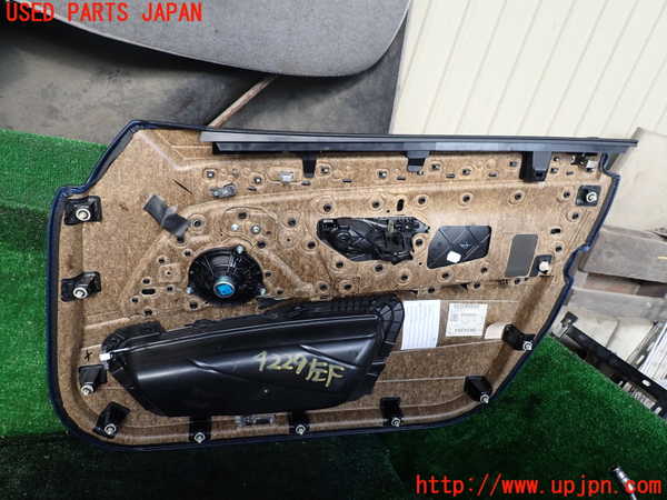 1UPJ-9242291264]BMW 523i(XG20 F10)左前ドア内張り 中古_5