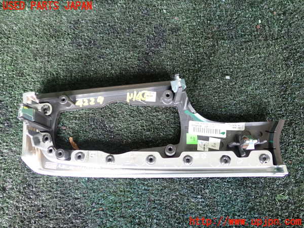 1UPJ-9242297691]BMW 523i(XG20 F10)内装トリム類1 中古_2