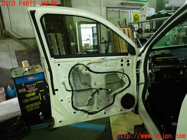 1UPJ-9242301260]WR-V(DG5)左前ドア 中古(43R-00122 M2H3K)_5