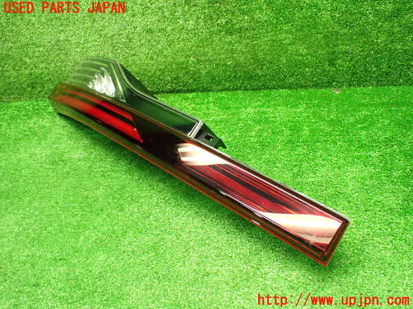 1UPJ-9242301550]WR-V(DG5)右リアフィニッシャー 中古_2