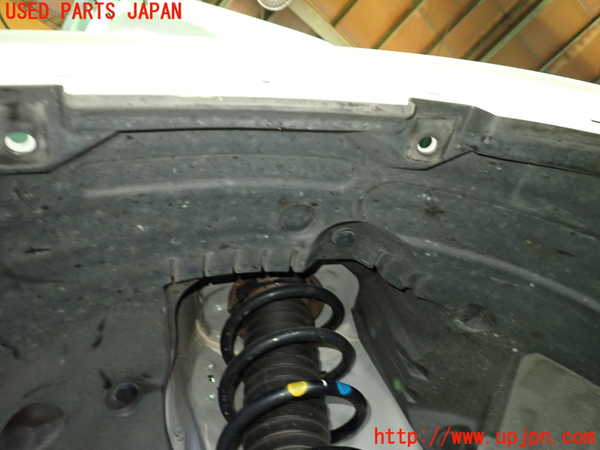 1UPJ-9242301092]WR-V(DG5)左前フェンダーライナー 中古_3